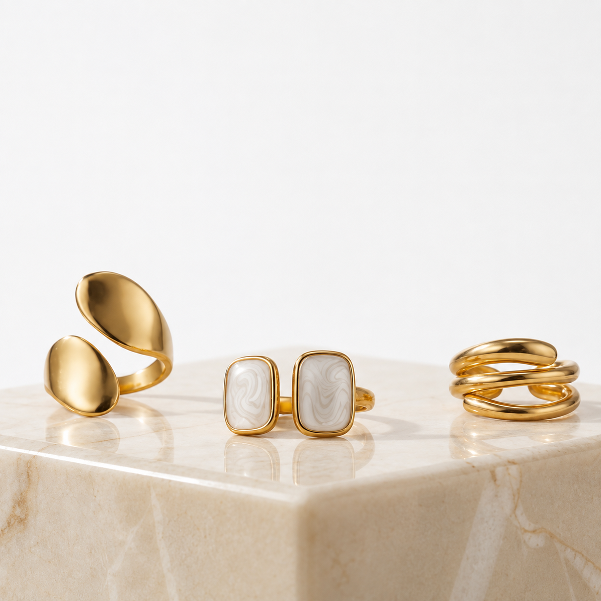 Golden Muse Ring Set