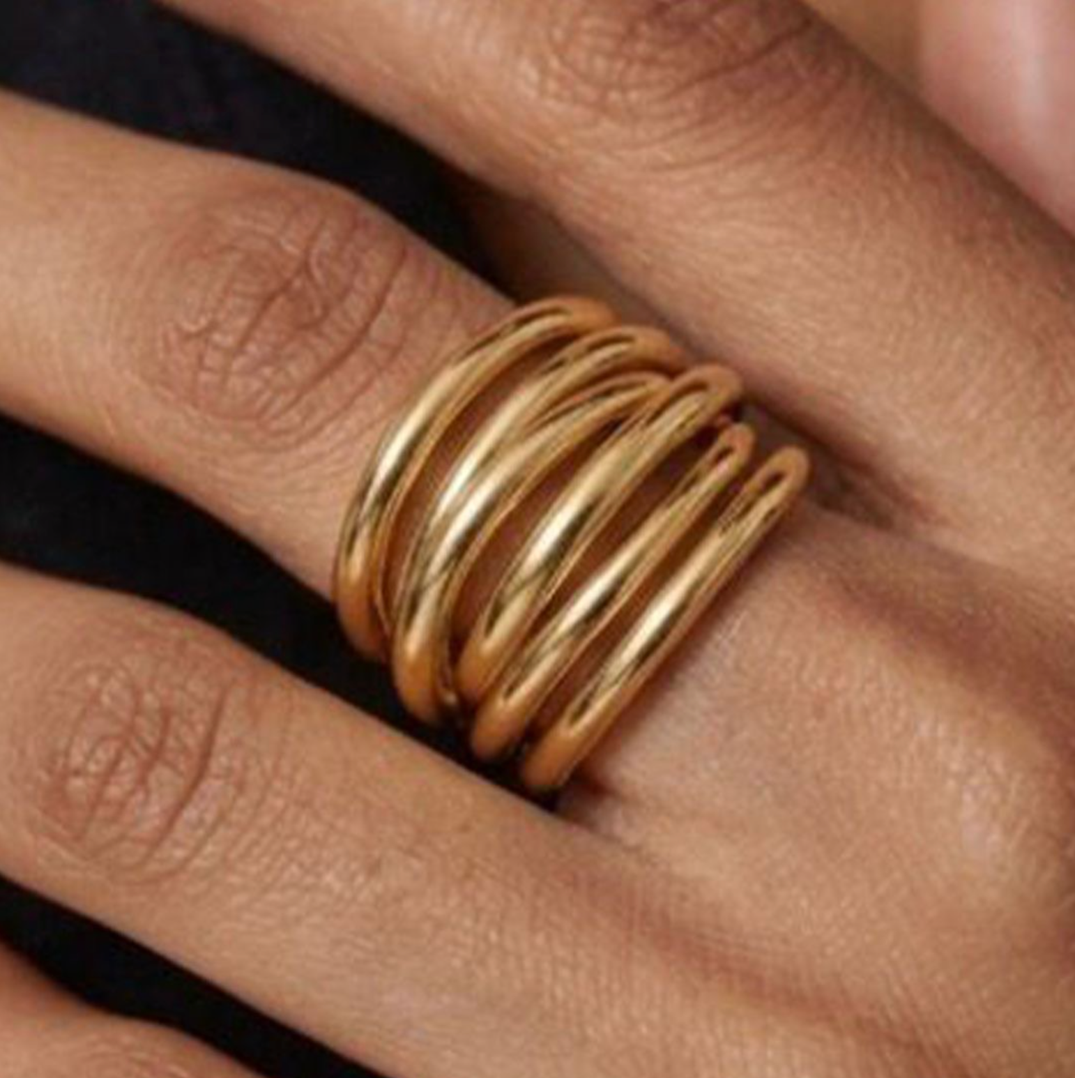Luna Coil